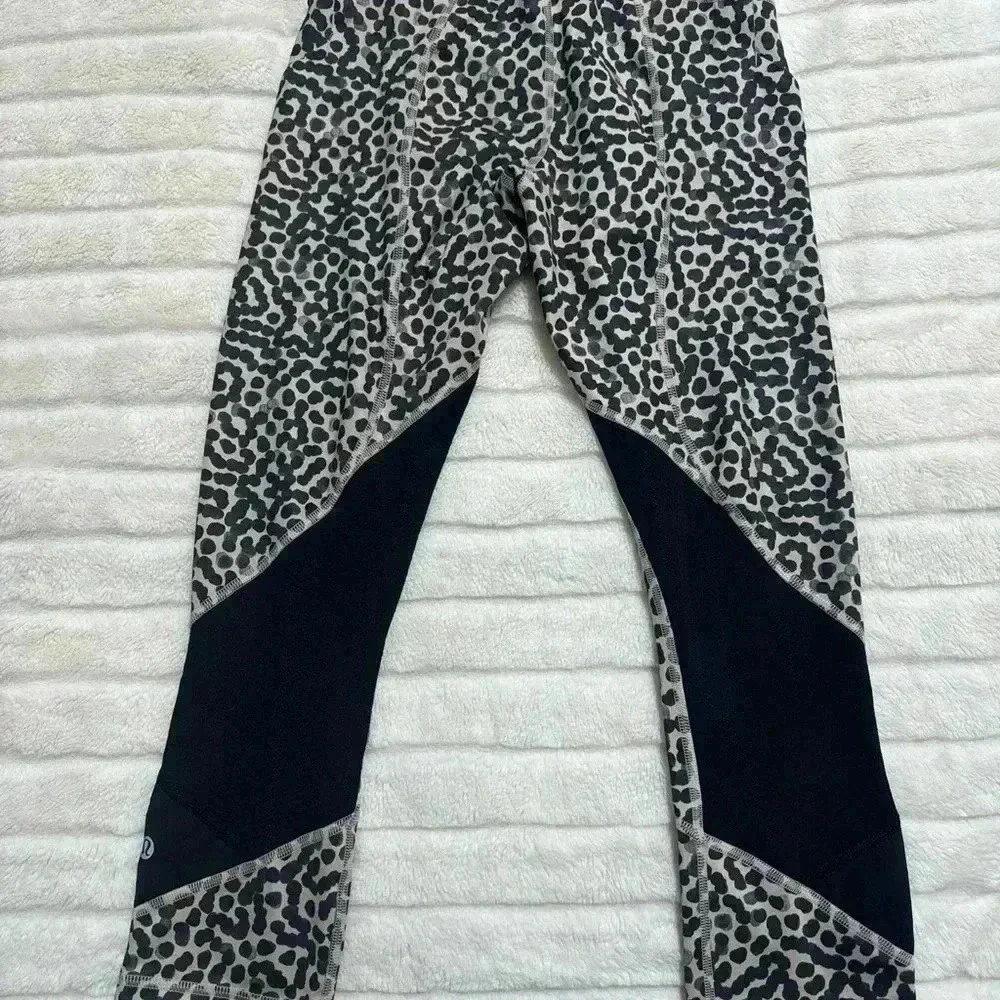 Lululemon Pedal To The Medal Leggings
